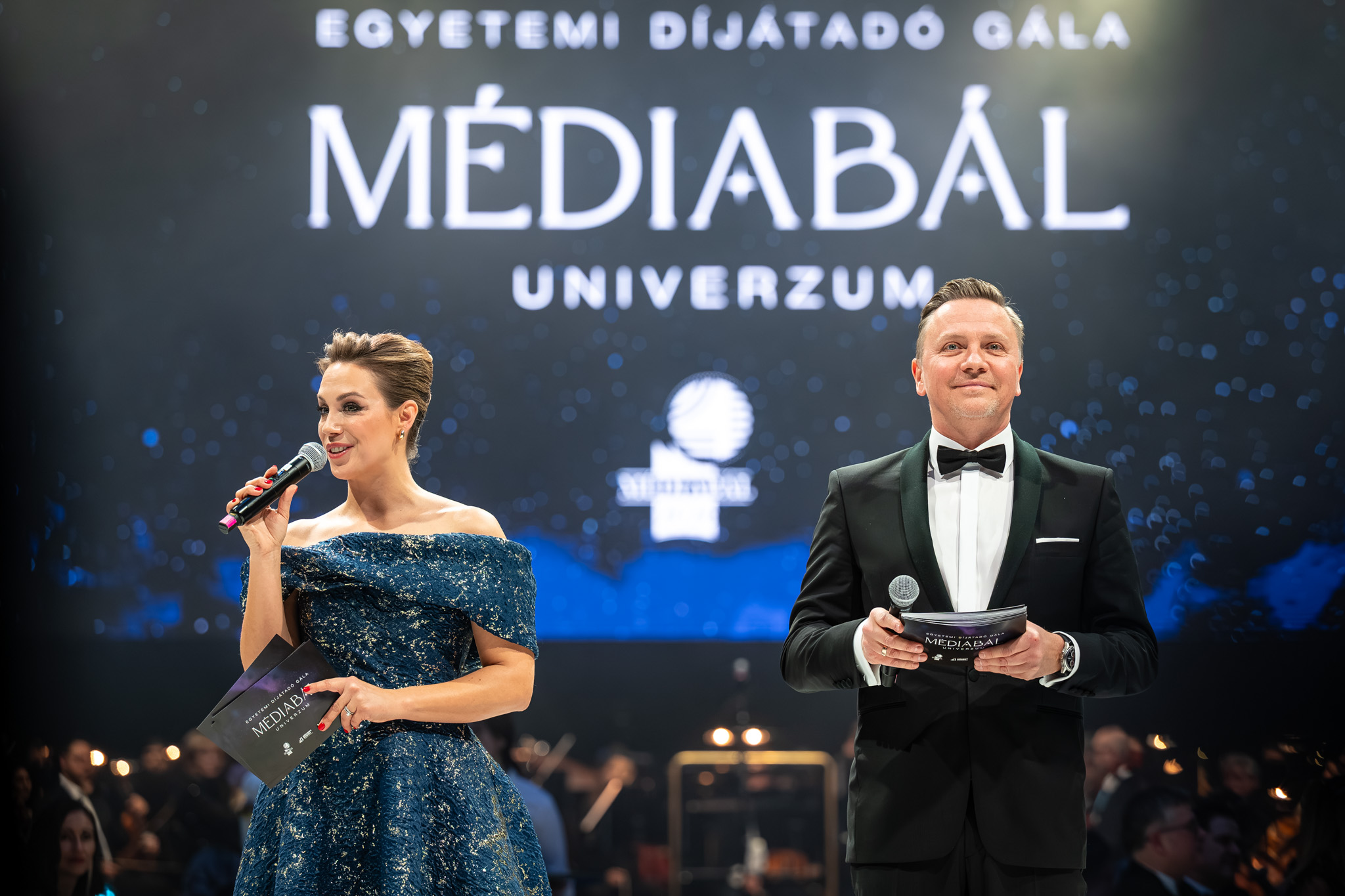 大学颁奖盛典暨传媒舞会：塞切尼·伊什特万大学优秀人才在匈牙利最负盛名的社交盛会中获得表彰